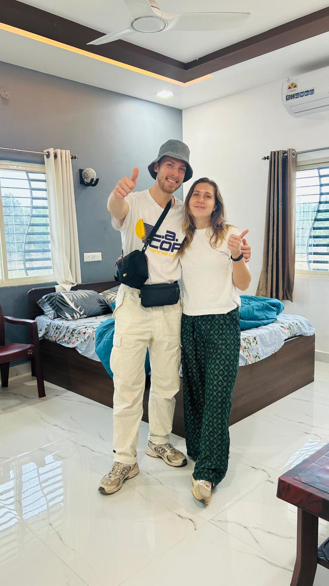 Raj Homestay האמפי מראה חיצוני תמונה