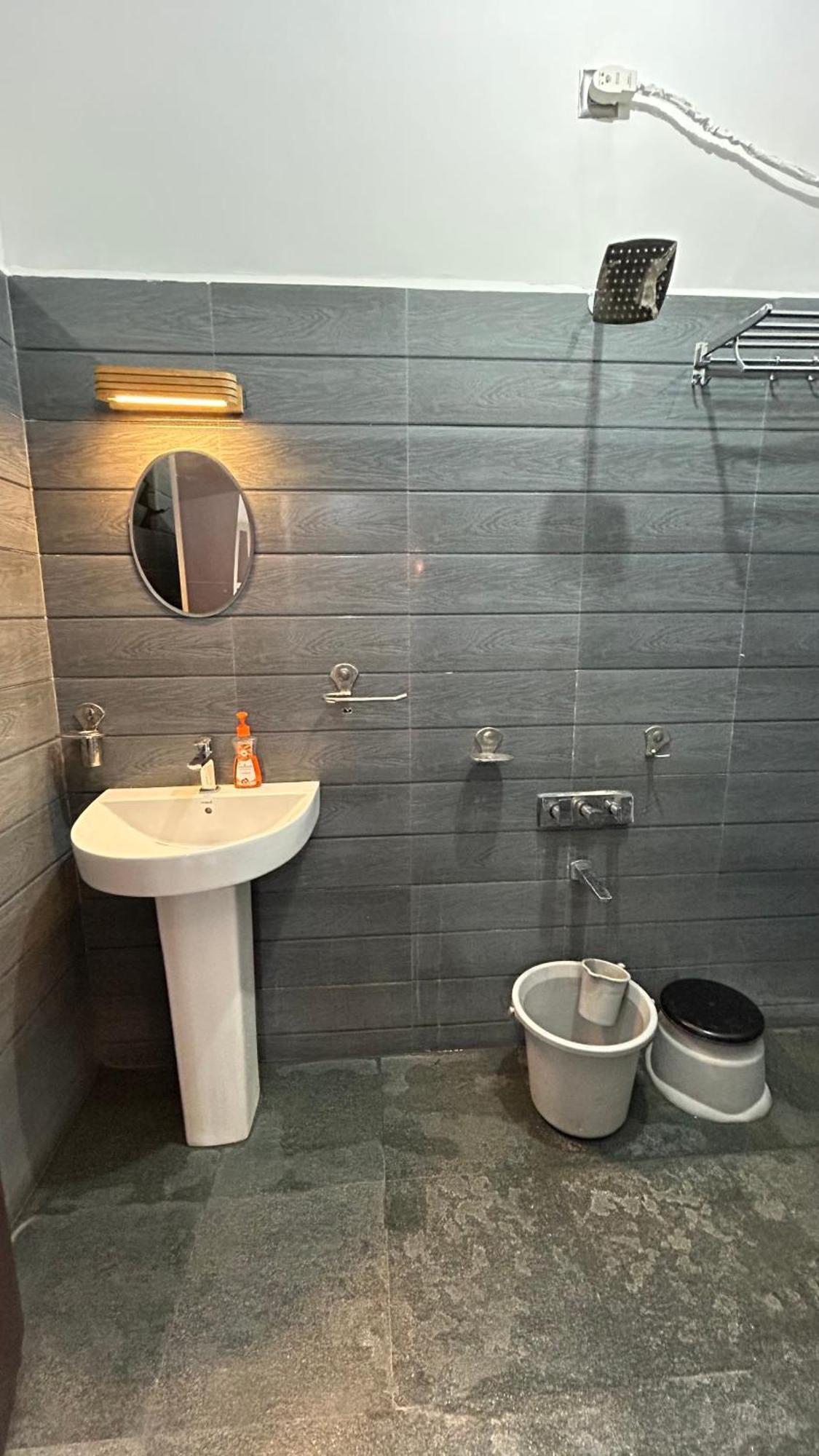 Raj Homestay האמפי מראה חיצוני תמונה